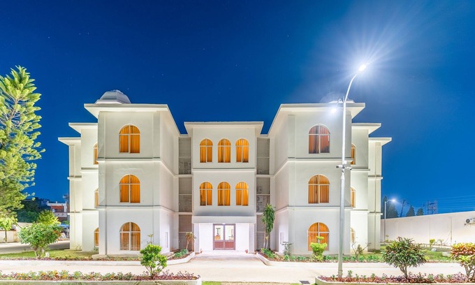 Janakpur Hotel | Mithila Yatri Niwas