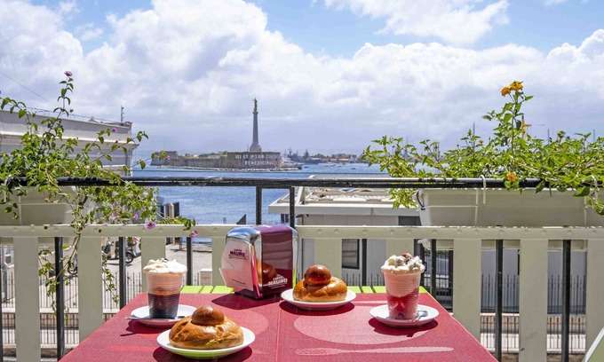 Province of Messina Bed & Breakfast | Miti dello Stretto B&B
