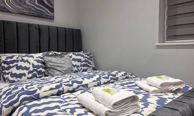 Walpole Apartment | MJ Serviced Apartment-West London 56 - Next to Tube Station