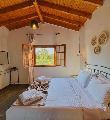 Neos Marmaras Apartment | MK Rustic Stays