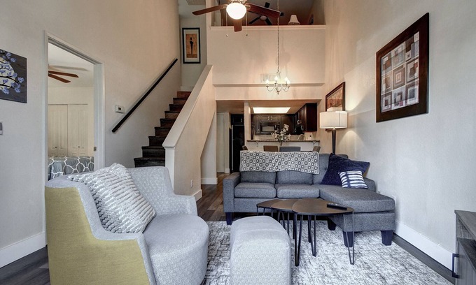 Tempe Condo | Mo's Mellow Manor