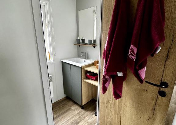 Coulanges Other | Mobile-home 3 chambres chaleureux et calme