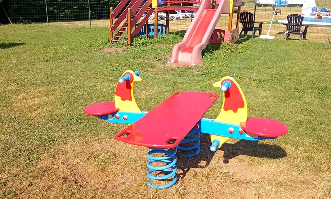 Barzan House | Mobile home 7/pers, in campsite located in barzan 17kms from Royan with swimming pool.