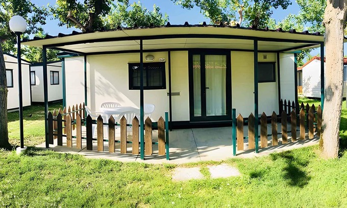 Lido di Dante House | Mobilehome on campsite in the pine forest