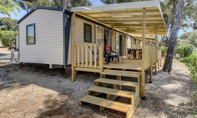 Villereal House | Mobilheim A/C