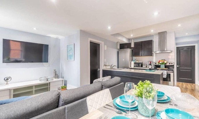 Centretown West Apartment | Modern 1BR Apt with King Bed - Little Italy