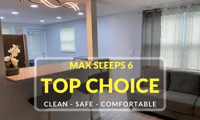 Parrish House | Modern 2/1 in Parrish FL Sleeps 6 Quiet Dead End St 1/2 Acre Wow