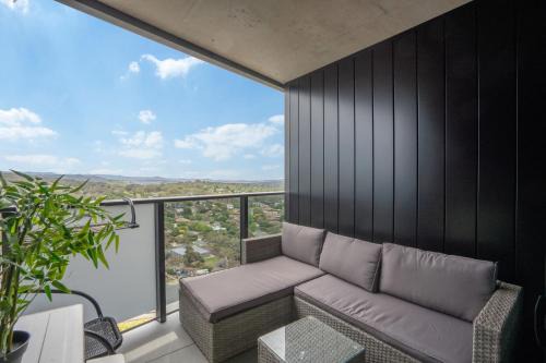 Phillip Apartment | Modern 2-Bed Apartment with Premium Amenities