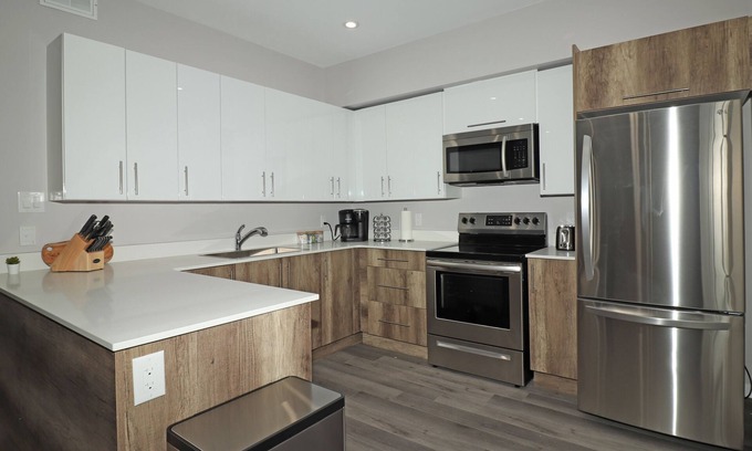 Thunder Bay Apartment | Modern 2 Bedroom Apartment - Unit #101