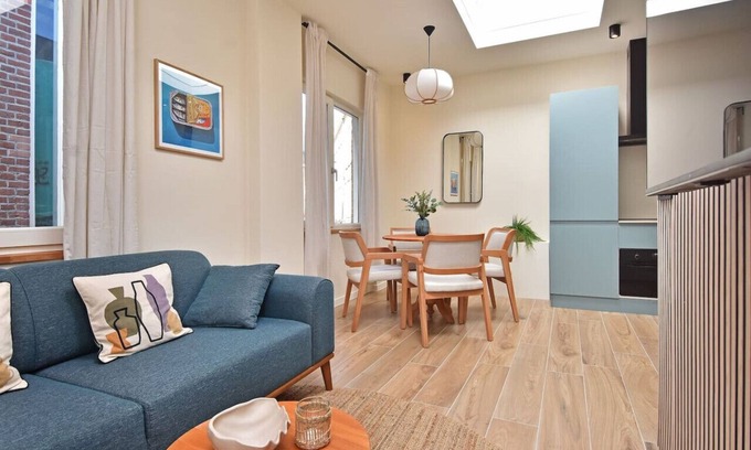 Scheveningen Badplaats Apartment | Modern 2 bedroom apartment near Scheveningen beach
