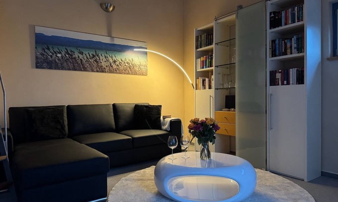 Uhldingen-Muehlhofen Apartment | Modern 2 room holiday apartment in Oberuhldingen *