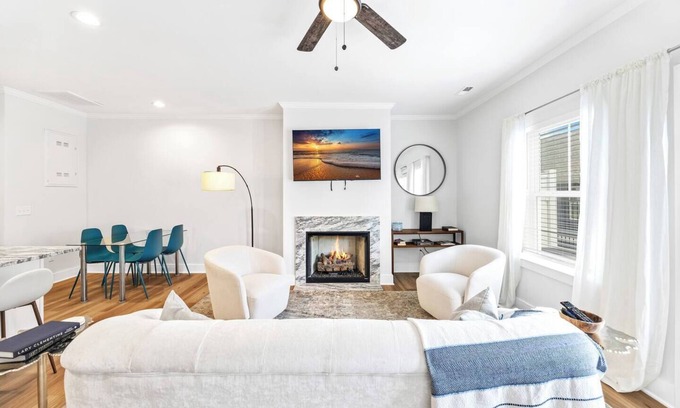 Drayton House | Modern 2024 Townhouse Near Downtown Spartanburg