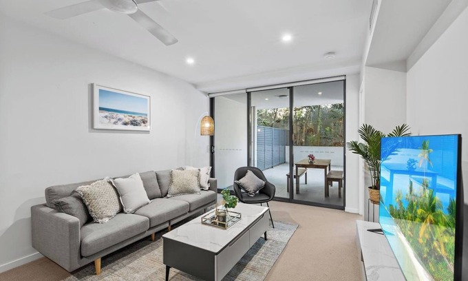 Albion Apartment | Modern 2B2B Suit only 10mins to Airport/Southbank