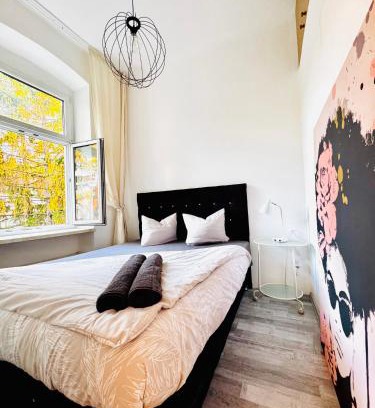 Klosterneuburg Apartment | Modern 2BR for 5P Peaceful & Central Stay