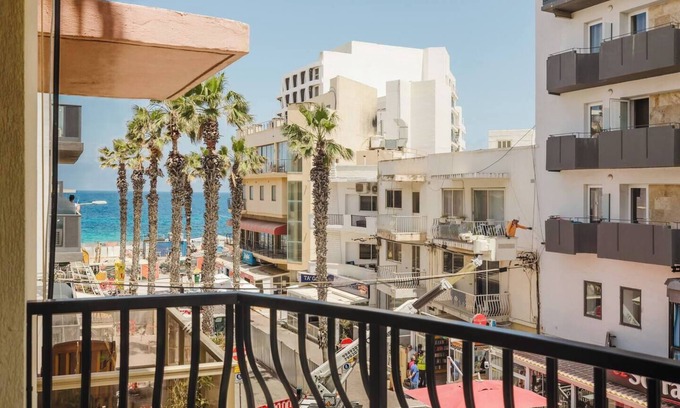 Bugibba Apartment | Modern 3-bedroom, 2-bathroom apartment in the heart of Bugibba, just 1 minute from the beach. Features a fully equipped kitchen, fast Wi-Fi, A/C in all rooms, Smart TV, and all essentials including towels, linen, washer, dryer, and coffee machine !