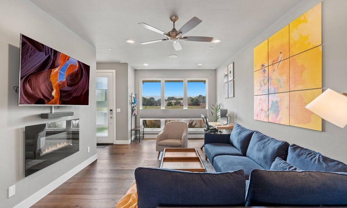 Old Town North House | Modern 3-Floor House in Old Town