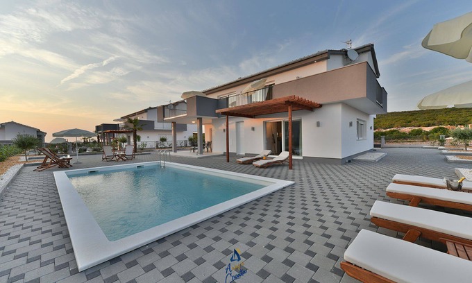 Debeljak Villa | Modern 4 BD villa with heated pool for up to 8 guests