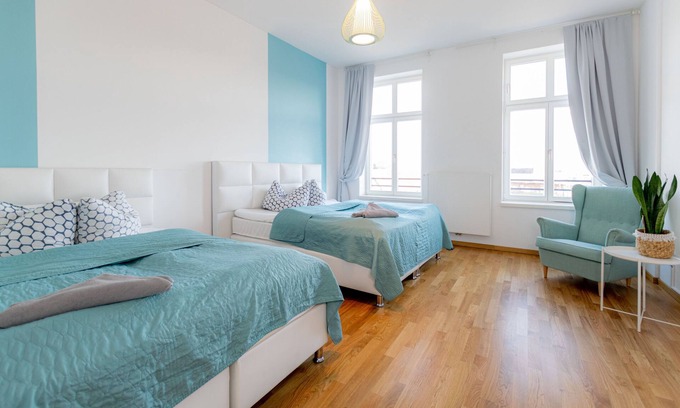 Zentrum-Ost Apartment | Modern 4-bett-zimmer mit Bad - Luga Homes - Stadthaus