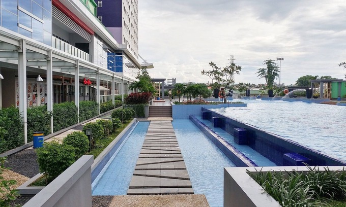 Rawasari Apartment | Modern and Bright 2BR Green Pramuka Apartment
