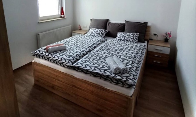 Bled Apartment | Modern apartma located in a quiet street, located near the lake.