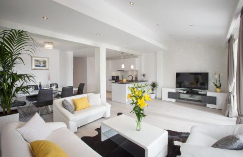 Gorinka Apartment | Modern Apartman Pjero