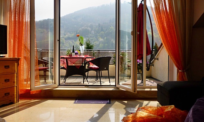 Historic Downtown Apartment | Modern apartment in Bernkastel-Kues in a quiet and central location