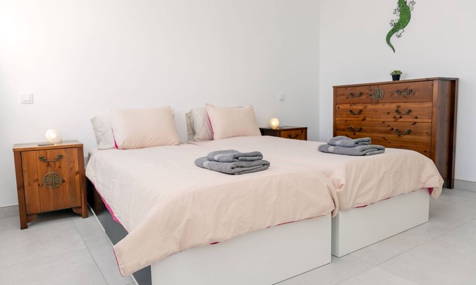 Tinajo Apartment | Modern Apartment - Casa Vista Bermeja