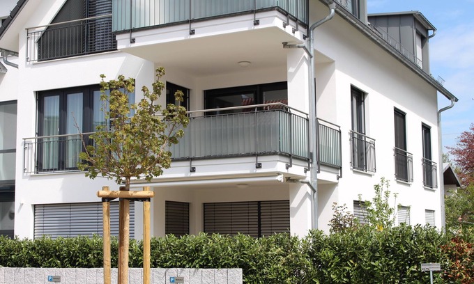 Langenargen Apartment | Modern apartment in Langenargen 150 m to the lake 2 bedrooms