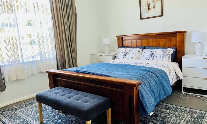 Dunedin City Centre Apartment | Modern Apartment in Dunedin Central
