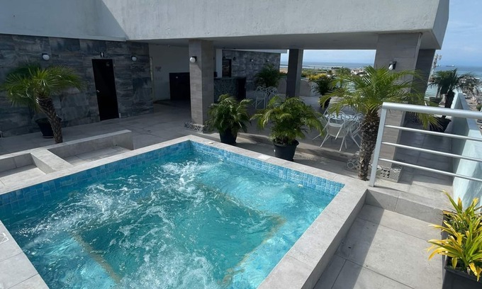 Samborondon Apartment | Modern Apartment in Salinas