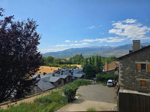 Escadarcs Apartment | Modern Apartment in Escadarcs, 60 sqm with Mountain View