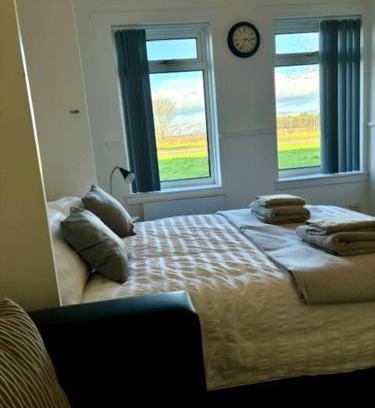 Larbert Apartment | Modern apartment in Stenhousemuir