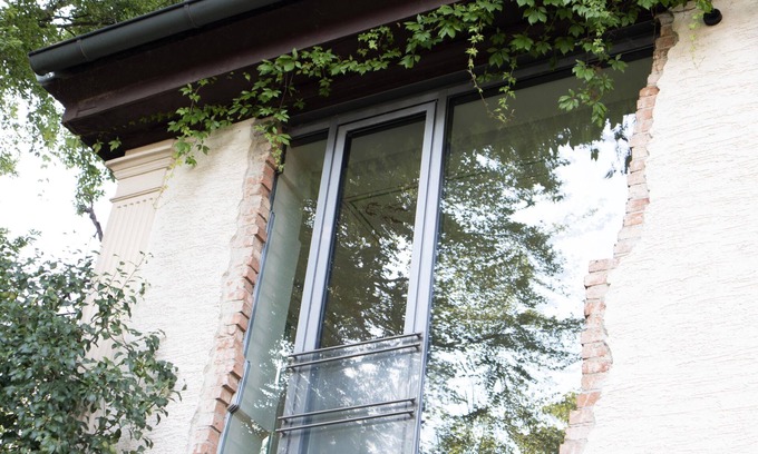 Riedlingen House | Modern apartment in historic villa with park in the center of the old town
