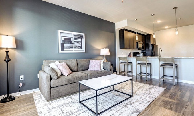 Rosenberg Apartment | Modern Apartment in Prime Location (ID7144X06)