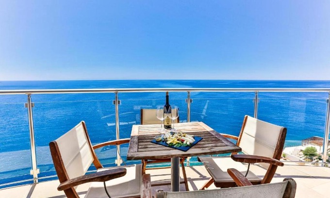 Bar Apartment | Modern apartment with sea view in Dobra Voda, 95 m², Pool