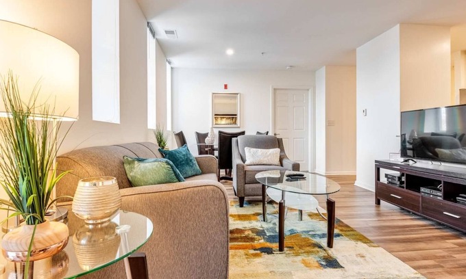 Lexington Apartment | Modern Apt Close to Downtown ALH-12242