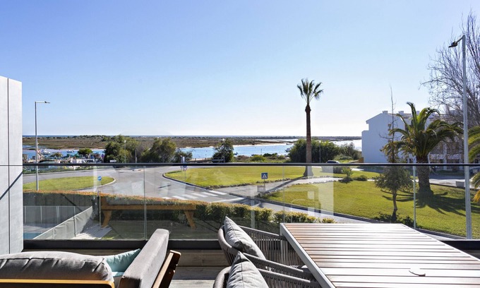 Cabanas Apartment | Modern Apt, overlooking the ria formosa!
