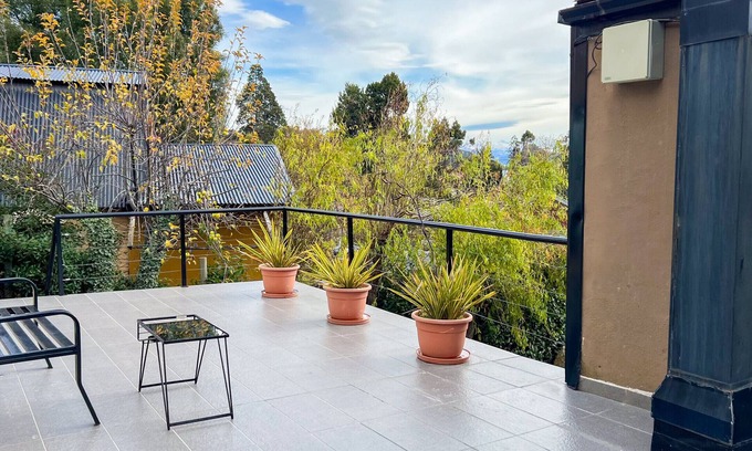 San Carlos de Bariloche Apartment | Modern apartment with views of Lake Nahuel Huapi