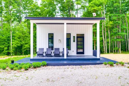 Mancelona House | Modern Bellaire Cabin Less Than 5 Mi to Lake and Slopes!