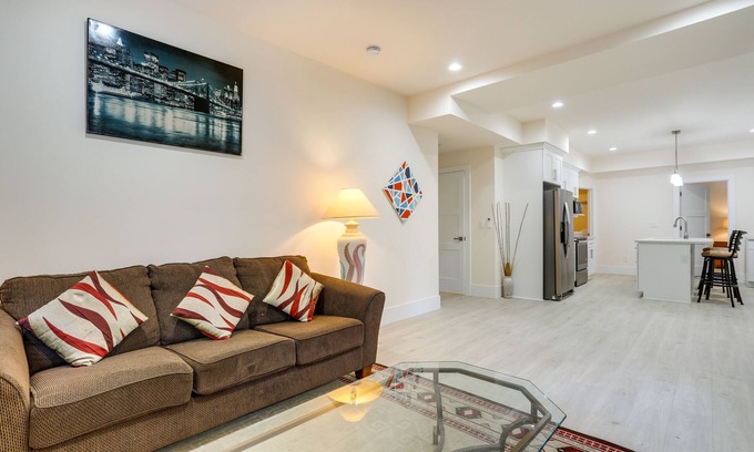 Northwest Bellevue House | Modern Bellevue Home: 10 Mi to Downtown Seattle!