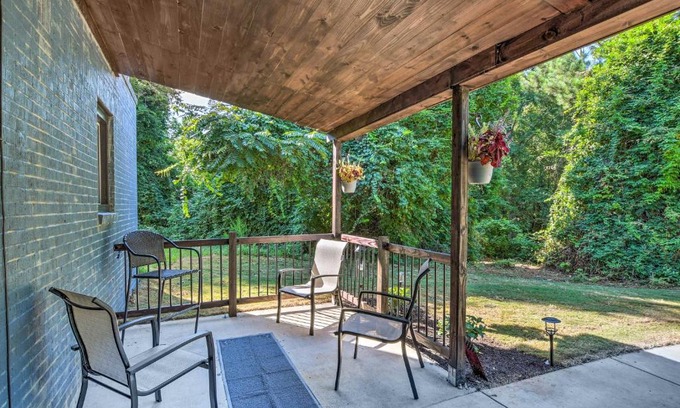 Central Apartment | Modern Central Apartment with BBQ Patio and Yard!