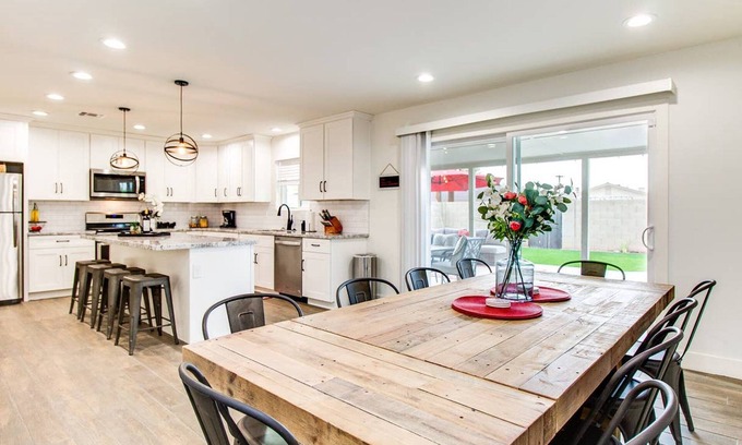 South Scottsdale Villa | Modern Comforts Near Old Town Scottsdale and Asu!