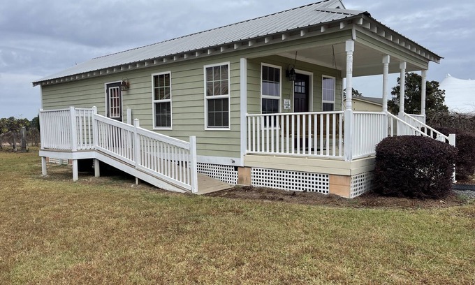 Hartsfield House | Modern Cottages - Hanks`s Cottage