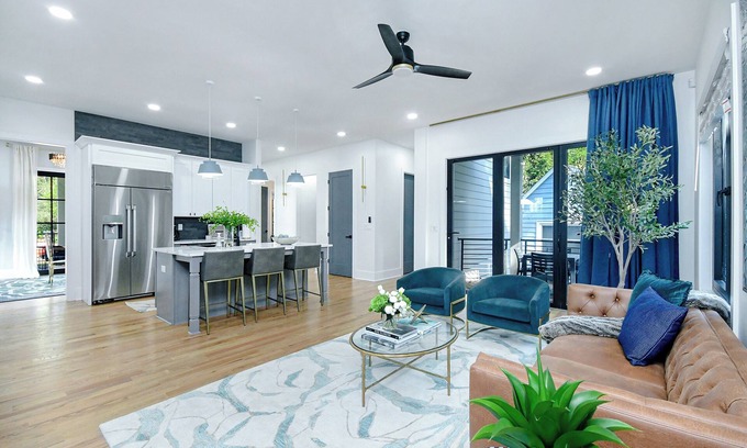 Kirkwood House | Modern Elegance and Ultimate Comfort