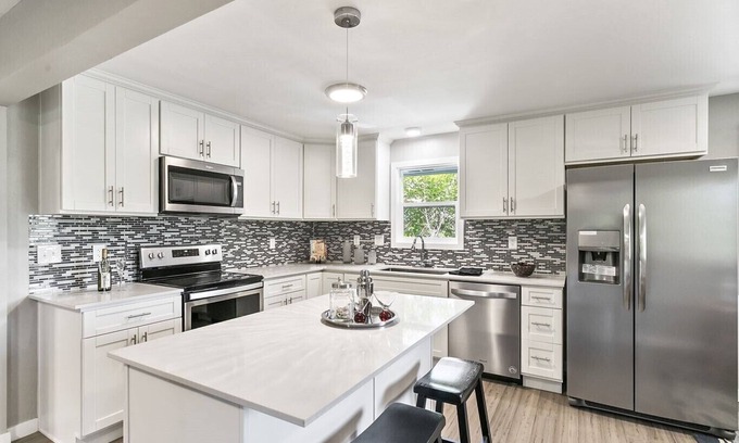 South Beacon Hill House | Modern Family-Friendly Home with Private Backyard, Close to Everything!