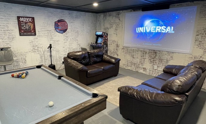 Pearl Other | Modern Farmhouse w/Gameroom and theater room close to everything