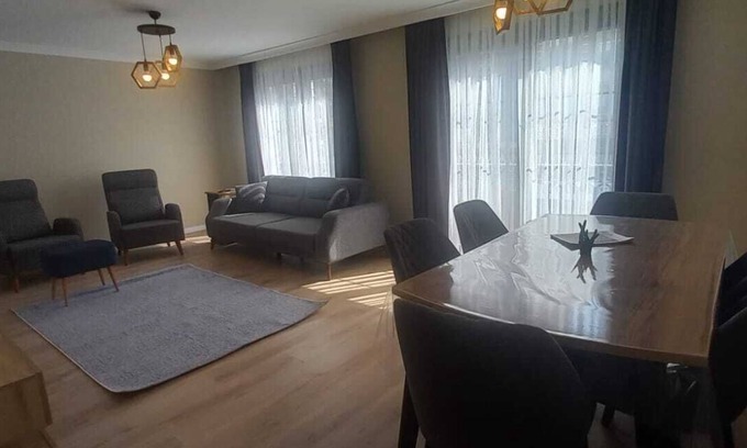 Gaziosmanpasa Apartment | Modern Flat #2