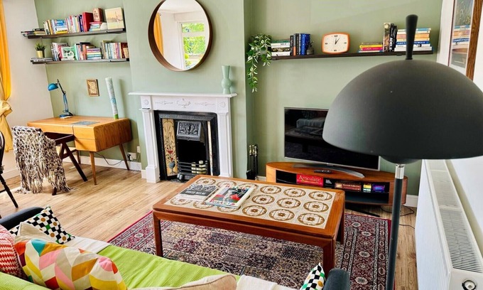 Nunhead Apartment | Modern Flat at Selden House