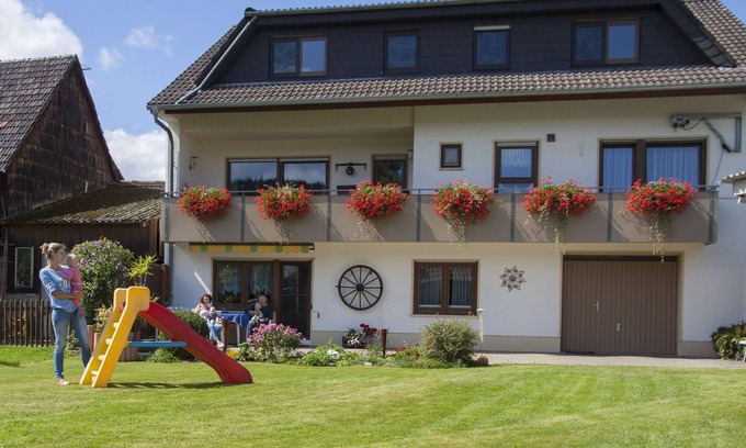 Wald-Michelbach Apartment | Modern holiday apartment with a terrace in the countryside.