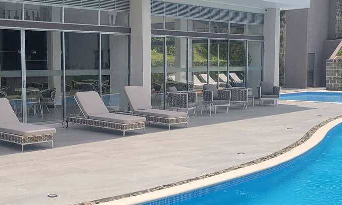 Ciudad Cariari House | Modern house in private condo